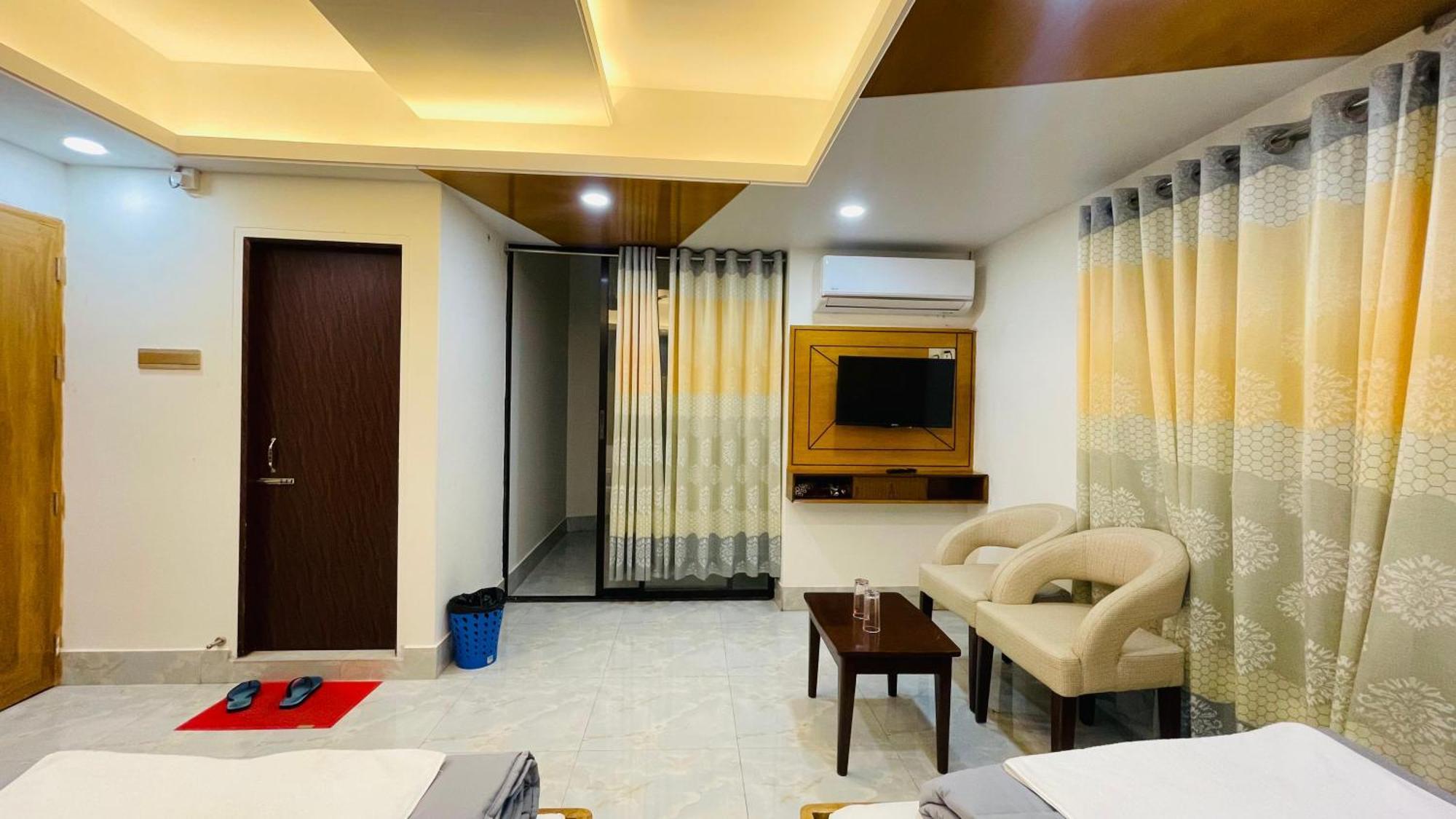 Hotel Sonar Bangla Рангамати Екстериор снимка